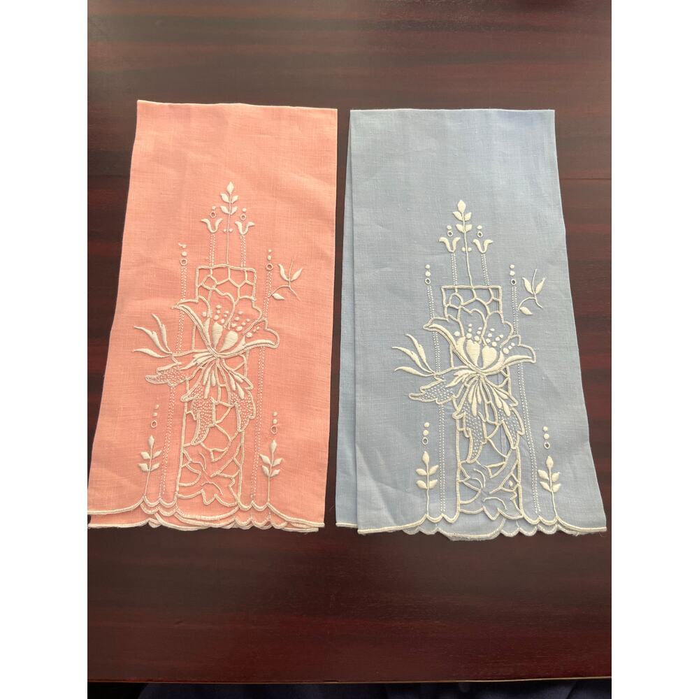 VTG Floral Iris Embroidered Eyelet Tea Towels Pink Blue Linen Blend Easter